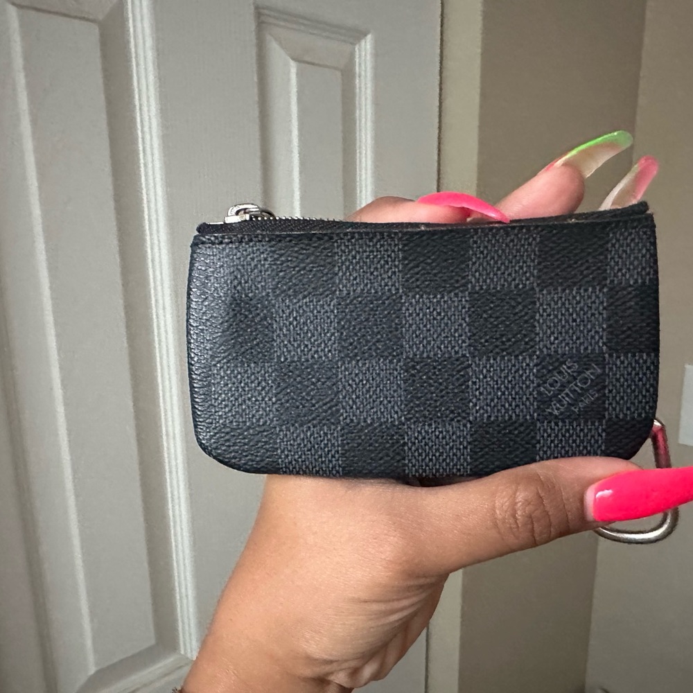 Authentic Damier Graphite Key Cles/Pouch